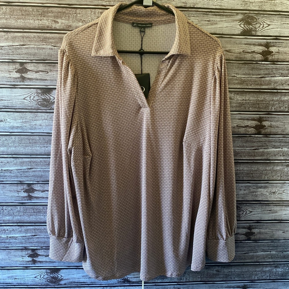 Adrianna Papell Women's Long-Sleeved Top Size 1X Geometric Print V-Neck NWT